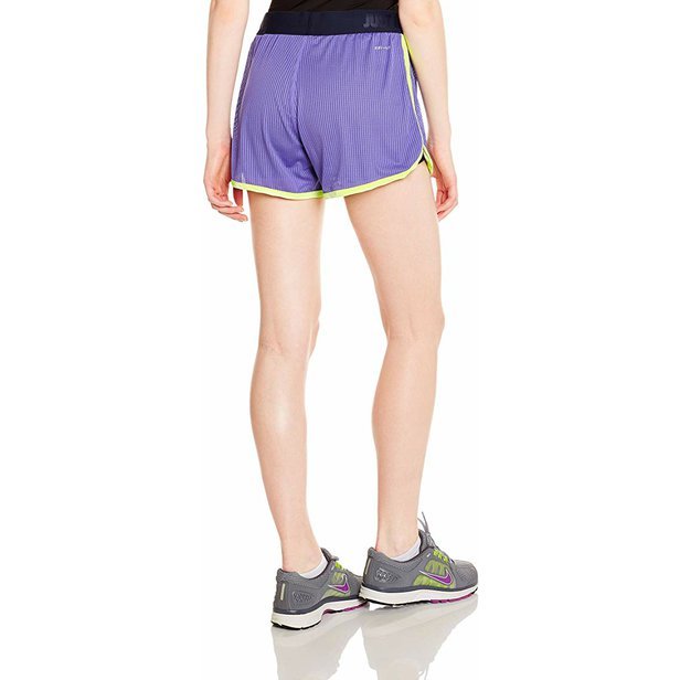 Damske_kratasy_Nike_Training_589429_553.jpg