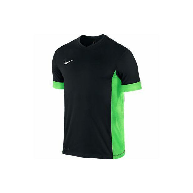 fotbalovy_dresy_nike.jpeg